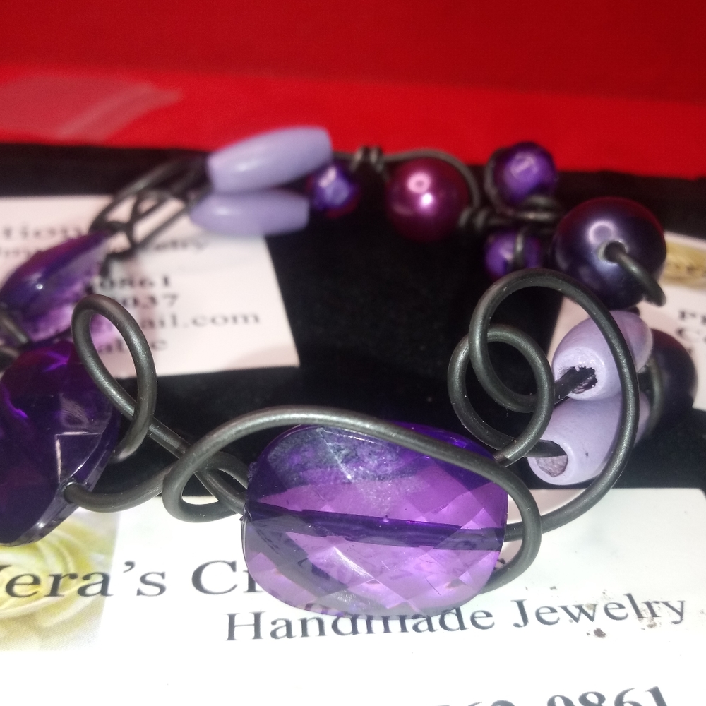 Jewelry - Picture 3 of 8